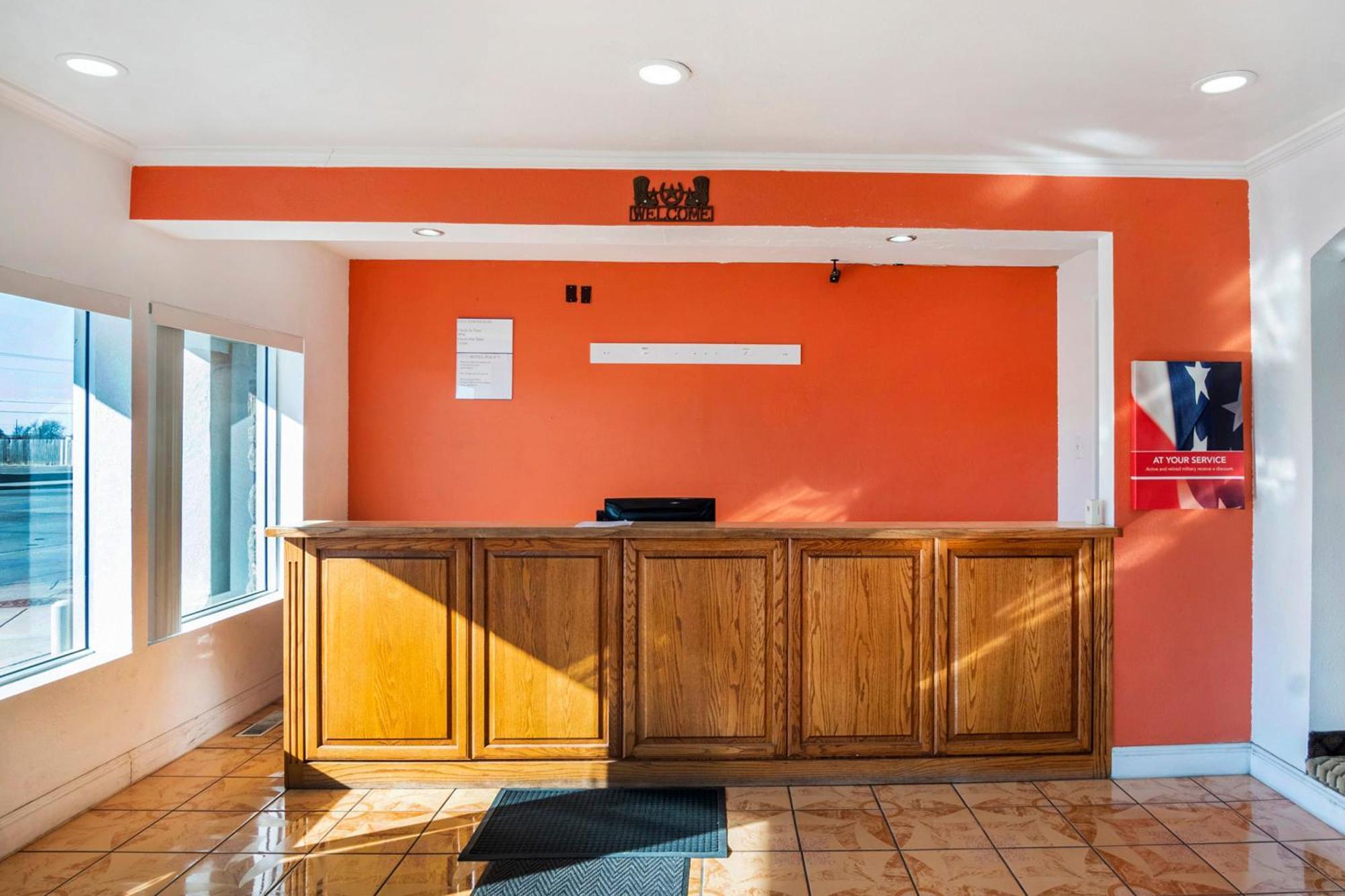 Oyo Townhouse Dodge City Ks エクステリア 写真